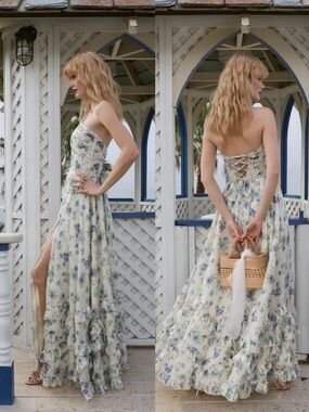 V. Chapman The Scarlette Dress in Blue Watercolor Floral Size 2 NEW! with tags!